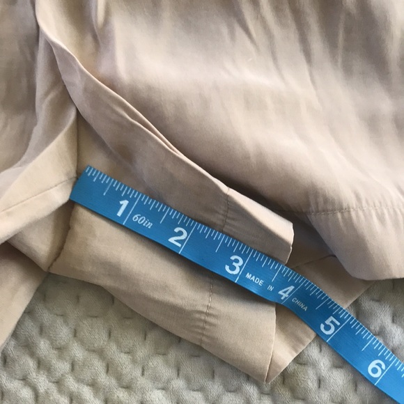 Zara Pocket Shorts in Light Camel Medium - Picture 10 of 10